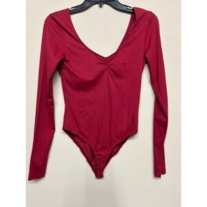 Velvet by Graham & Spencer Red Long Sleeve V Neck Bodysuit Size Small Layering